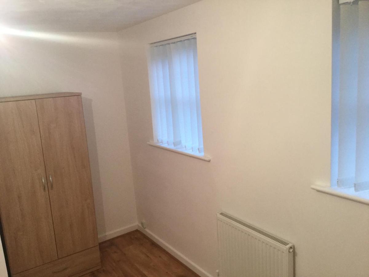 Quiet Residential Area Within Easy Reach Of Town Appartement Manchester Buitenkant foto