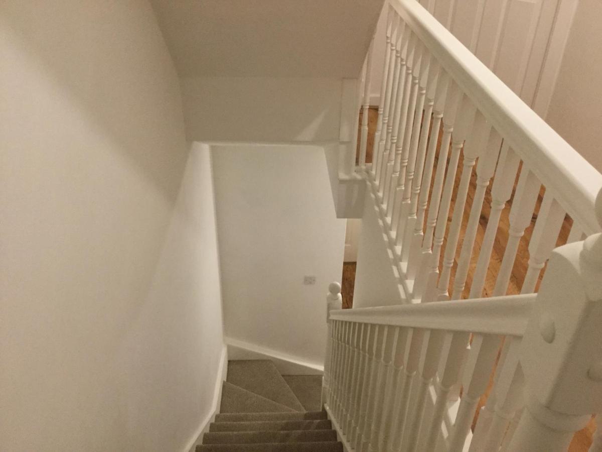 Quiet Residential Area Within Easy Reach Of Town Appartement Manchester Buitenkant foto